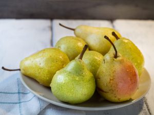 Paglalarawan ng Pear Festive