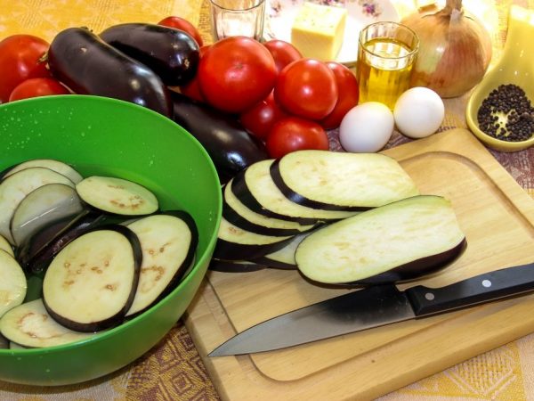 L'eau salée soulagera le légume de l'amertume