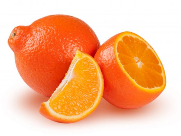 Ang mga prutas ng minneola ay may kaunting buto