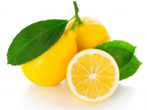 Ang mga benepisyo at pinsala ng lemon habang nagbubuntis