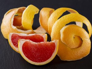 A grapefruit megfelelő hámozásának módjai